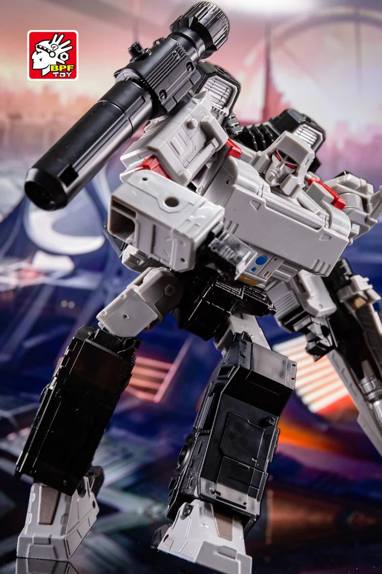 IN STOCK BPF New 21cm Robot Tank Model Toys Cool Transformation Anime Action Figures Aircraft Car Movie Kids Gift SS38 6022A
