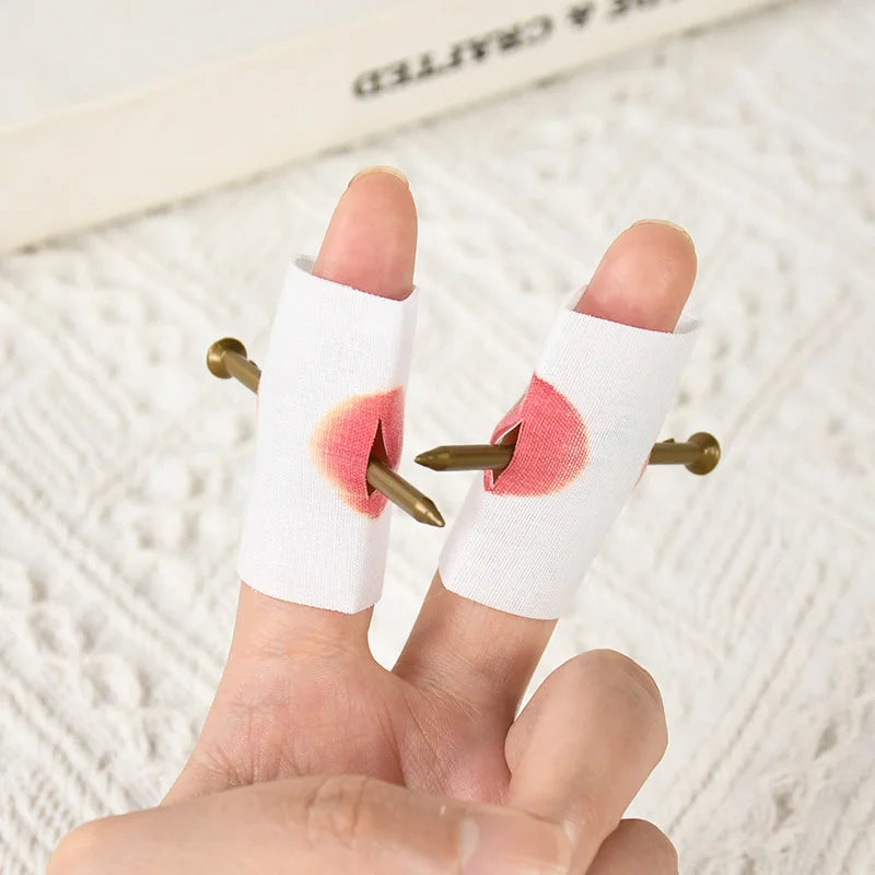 5pcs Bloody Nail Through Finger Prank Joke Novelty Toys Halloween Party Decoration Supplies Scary Trick Props Kids Birthday Gift