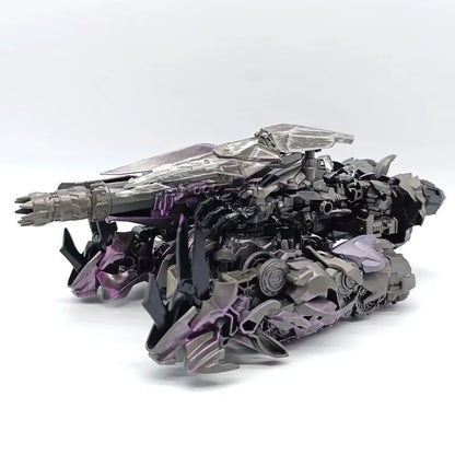 IN STOCK BPF New 21cm Robot Tank Model Toys Cool Transformation Anime Action Figures Aircraft Car Movie Kids Gift SS38 6022A
