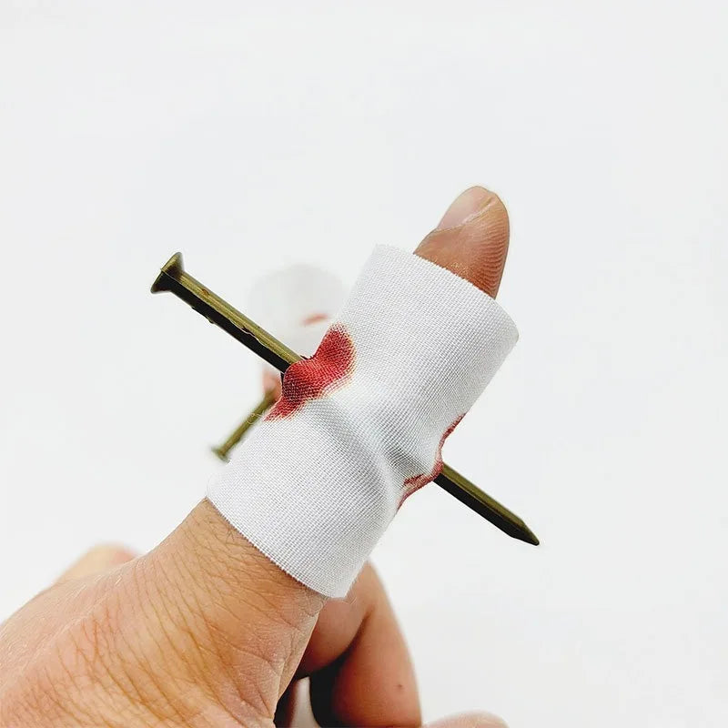 1-5PCS Fake Nail Through Finger Prank Toy Kids Novelty Magic Friend Halloween Scare Trick Joke Toy Practical Fool Jokes Gags