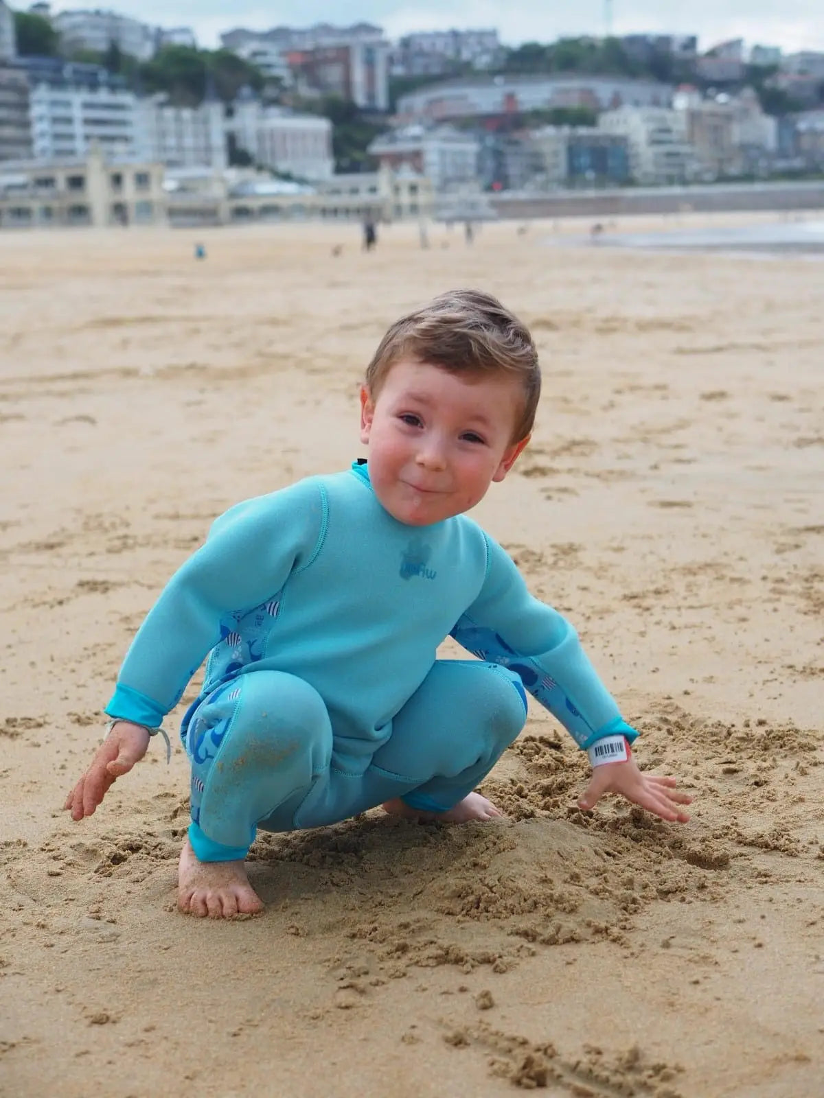 Boys Girls Toddlers 2mm Neoprene Wetsuit Back Zipper Infants Wet Suits Full Swimsuit Warm One Piece Bathing Swimming Suit