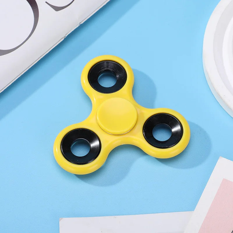 The New Release Tool Is A Pressure Relief Alloy Universal Fingertip Rotating Toy for Children and Adults. It Is An Intelligent T
