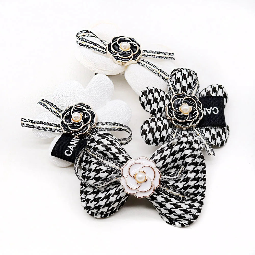 Dog Hair Clips 2PCS Dog Hair Accessories With Alligator Clip Flower Dog Bows Classical Plaid Puppy Bows Pet Supplies For Dogs