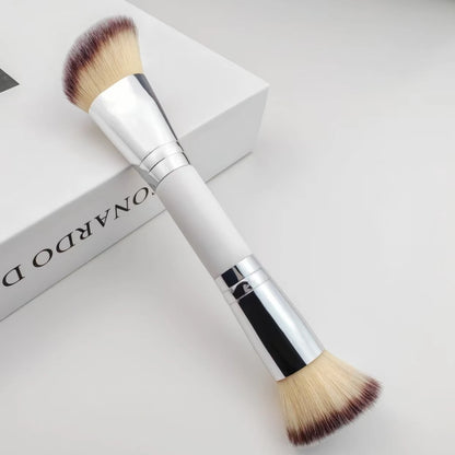 Facial Makeup Brush, a Portable Double-Headed Multi-Functional Makeup Brush, Foundation Brush, Contour Brush, Loose Powder Brush, Blush Brush, All-In-One Makeup Brush Suitable for Men and Women