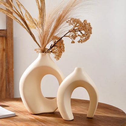 Hollow Nordic Modern  Vase Set of 2 for Modern Home Decor,Plastic imitation ceramic Hollow Flower Vases for Living Room