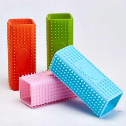 New Silicone Hollow Rubber Dog Hair Brush Hair Remover Cars Furniture Carpet Clothes Cleaner Brush For Dogs Cats Pet Supplies