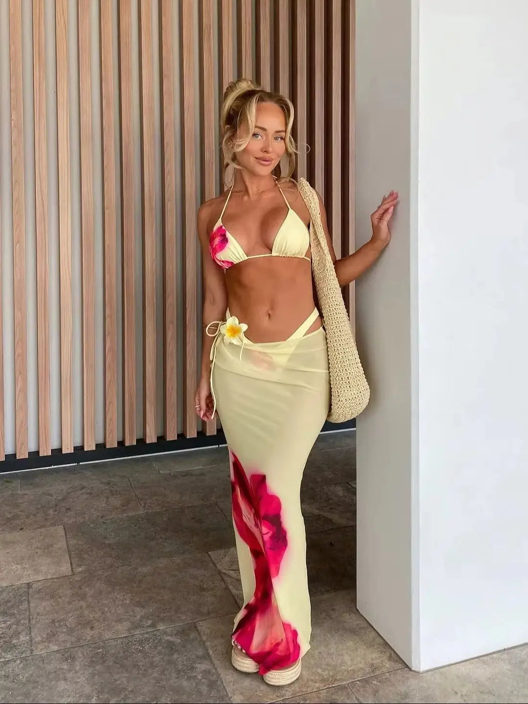 New Bikini Beach Skirt Tunics for Beach Long Leaves Print Bikini Cover up Robe de Plage Sarong Beach Swimsuit cover-ups