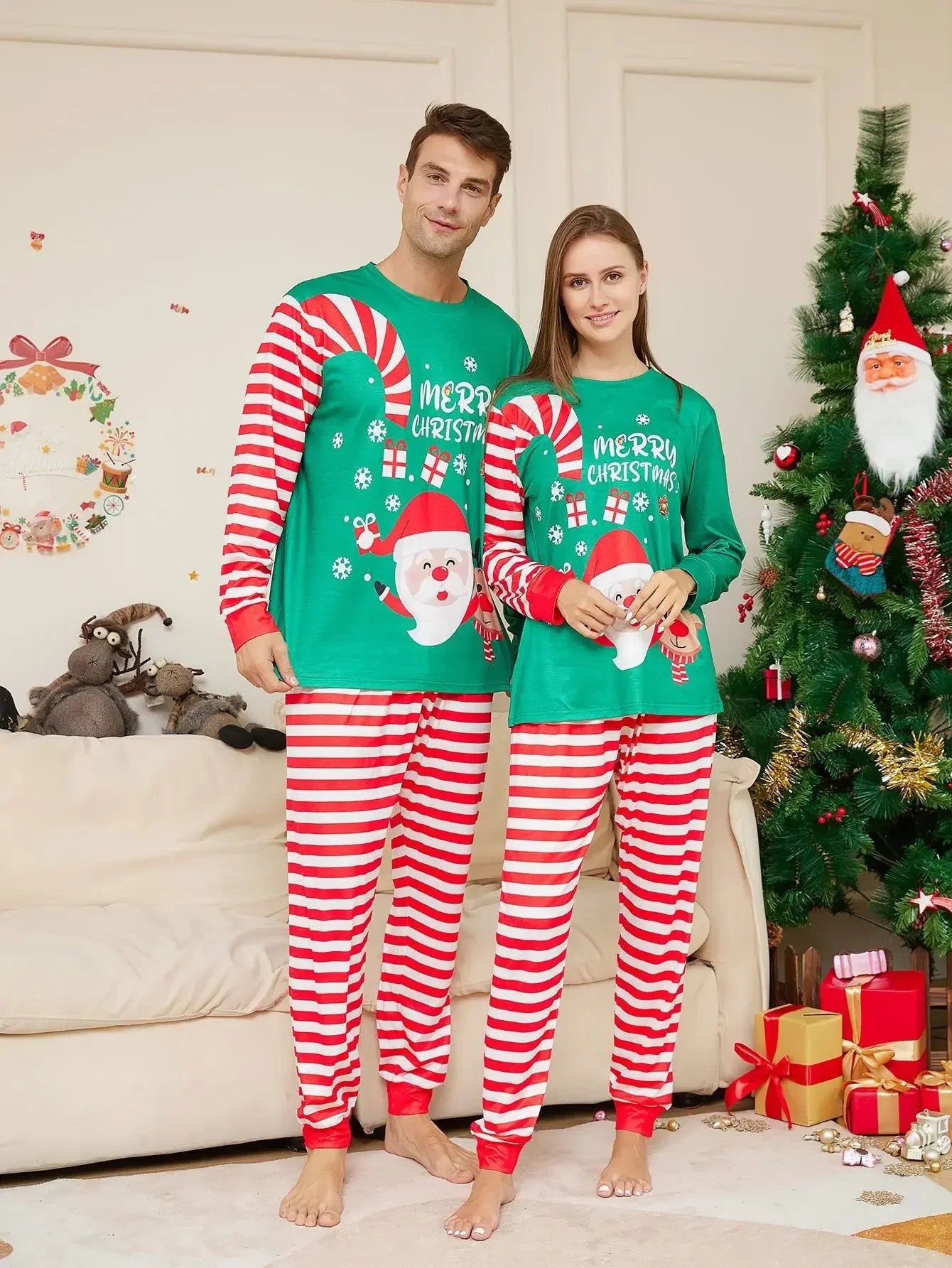 2026 Happy New Year's Clothes Gift Cartoon Family Cute Christmas Pajamas Set Mother Father Kids Matching Outfits Xmas Look Pjs
