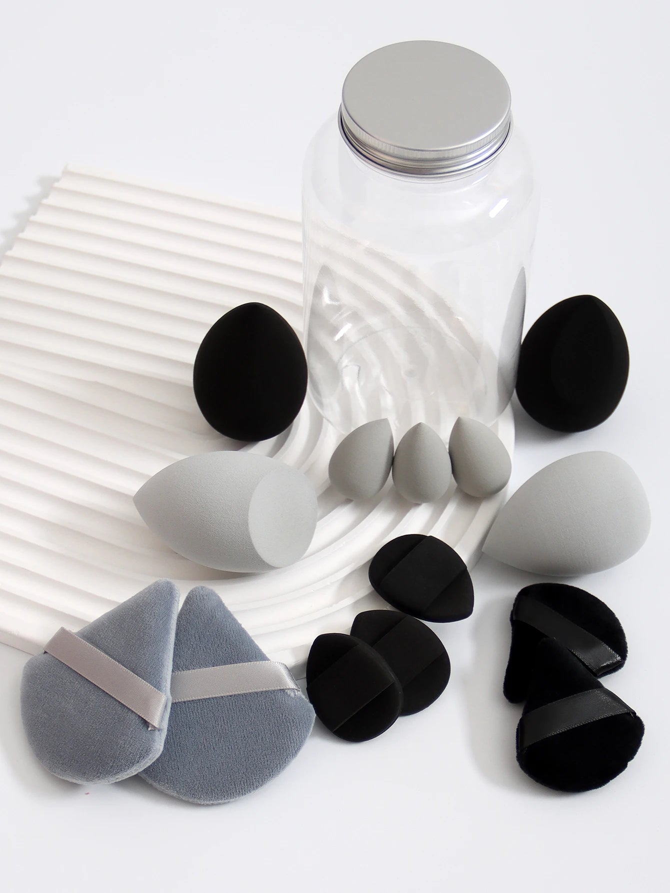 14 Piece Cosmetic Sponge Set, Cosmetic Sponge Finger Puff, Dry and Wet Foundation Make-Up Cosmetic Puff