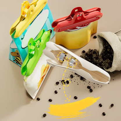 Mini Heat Sealer 2 in 1 Rechargeable HandheldBag Sealer With Cutter Magnet Bag Resealer Machine for Plastic Bags Snack Bags