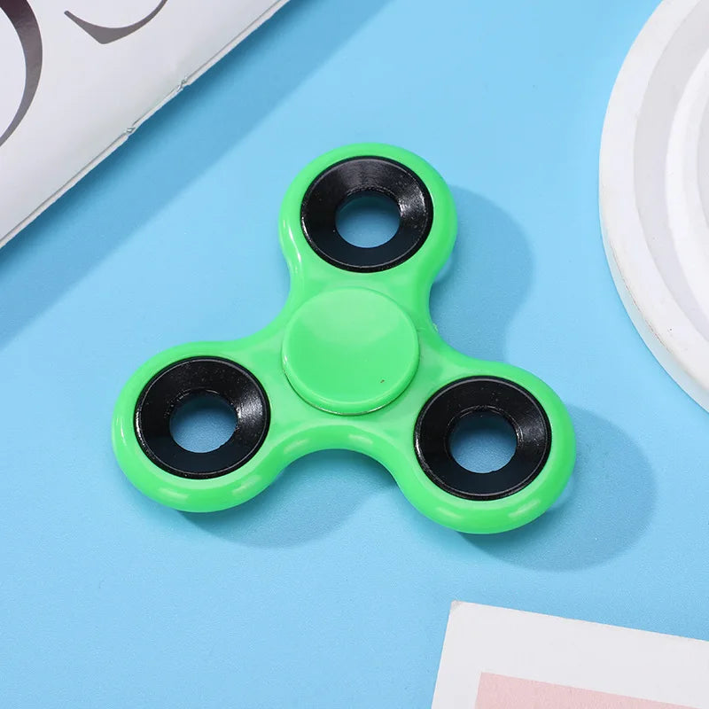 The New Release Tool Is A Pressure Relief Alloy Universal Fingertip Rotating Toy for Children and Adults. It Is An Intelligent T