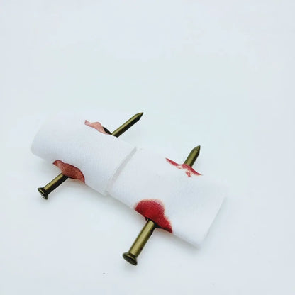 1-5PCS Fake Nail Through Finger Prank Toy Kids Novelty Magic Friend Halloween Scare Trick Joke Toy Practical Fool Jokes Gags