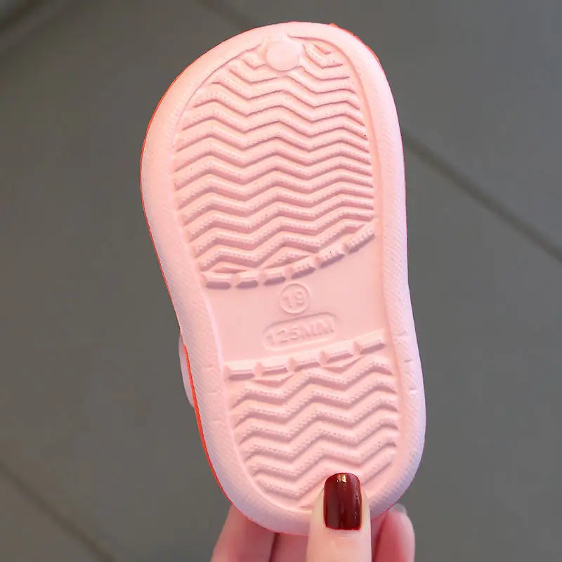 Summer Kids Slippers Cute Cartoon Hole Shoes Closed Toe Soft Sole Non Slip Indoor Baby Sandals Slippers For Boys Girls Toddlers